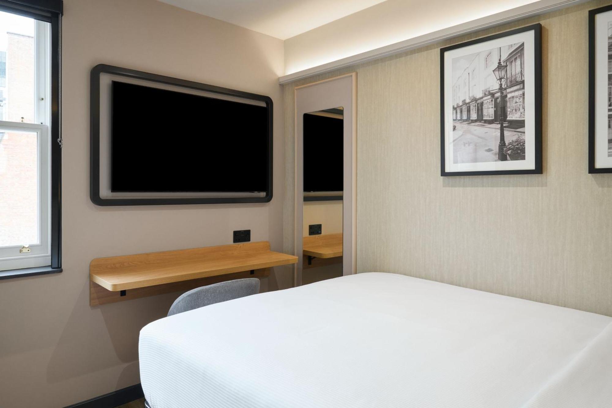Four Points Express By Sheraton London Euston Екстериор снимка